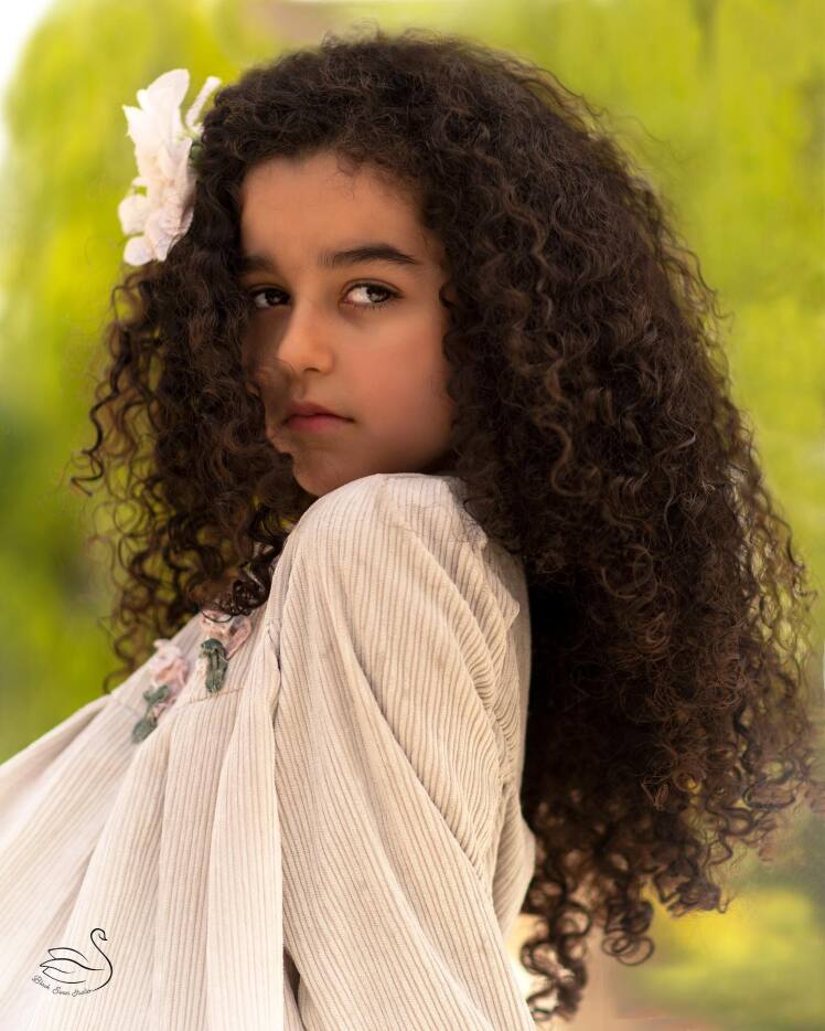 Farahsa the curly girl